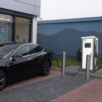 60KW फ्लोर स्टैंडिंग लेवल 3 सीसीएस टाइप 1 चाडेमो ईवी फास्ट चार्जर