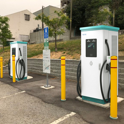 240KW DC आउटपुट करंट 60kw CCS Chademo EV चार्जर Ocpp16.j डुअल गन फास्ट चार्जर