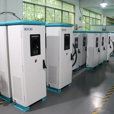 CCS/CHAdeMO/Tesla OCCP 1.6 आउटपुट वोल्टेज 150V-1000V के साथ संगत 120KW DC EV चार्जर