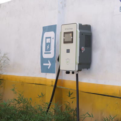RS485 बिंदु से बिंदु संचार 30kW डीसी स्तर 3 शेन्ज़ेन चार्जिंग ढेर के लिए फास्ट चार्जर